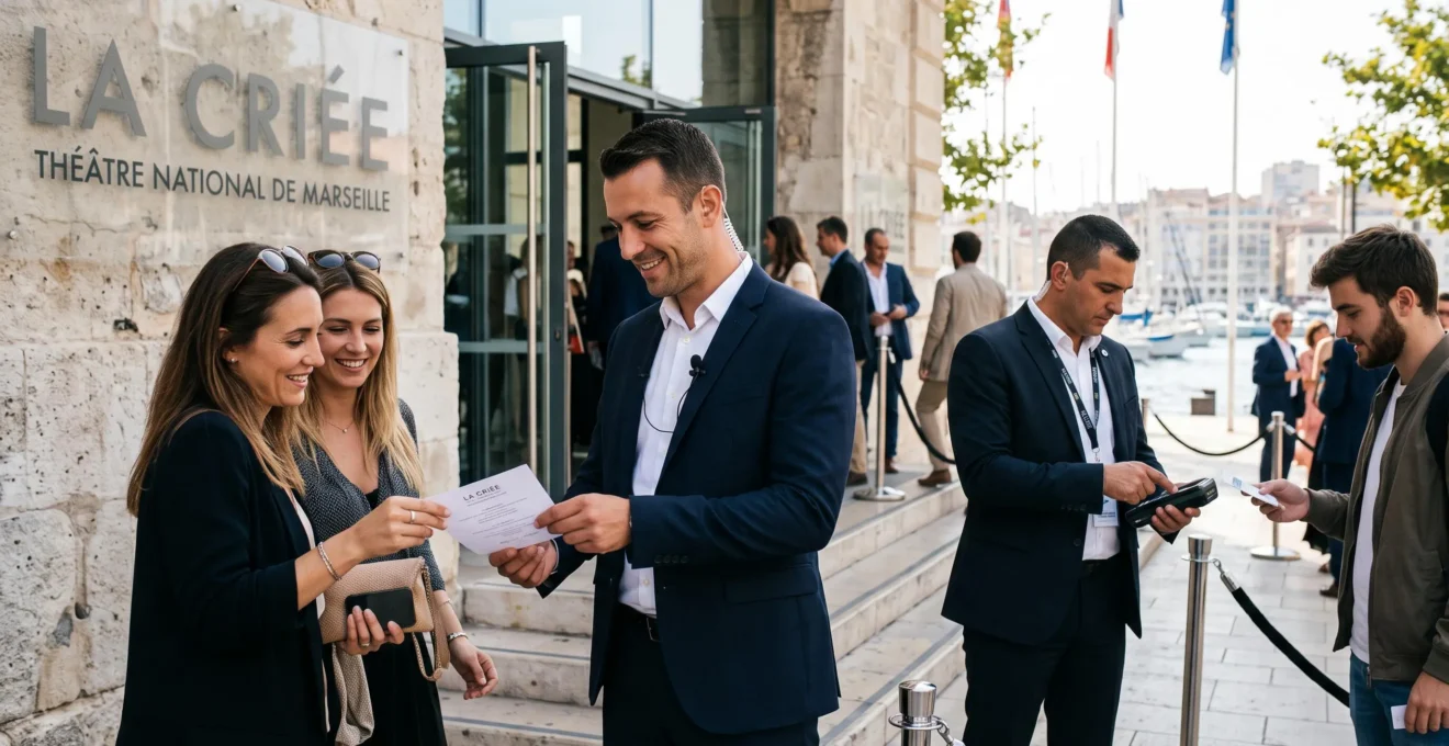 Des agents de sécurité contrôlent l'accès des invités à l'entrée d'un événement marseillais.